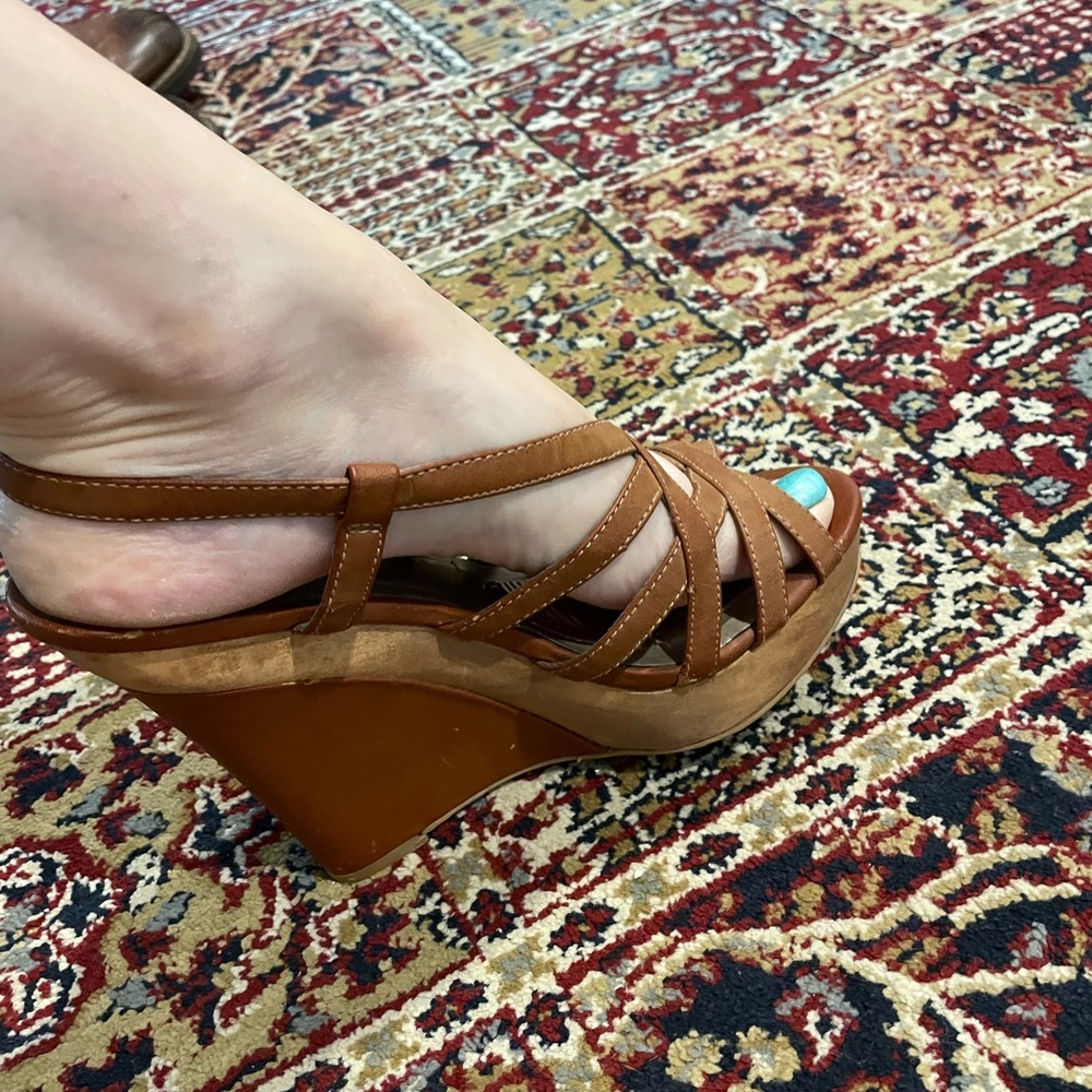 Platform Wedge ❤️🕶 - Picture 2 of 5